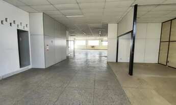 Imagem 2: Imóvel para aluguel tem 340 m² por R$ 5000 + IPTU em Alvinópolis - Atibaia - SP