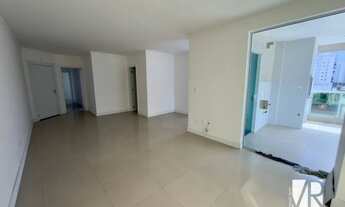 Imagem 6: Descubra Seu Novo Lar na Meia Praia: Apartamento 3 Suítes em Itapema/SC