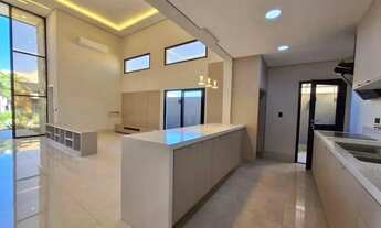 Imagem 3: CASA COM 4 SUITE PARA ALUGAR NO RES. ALPAVILLE II