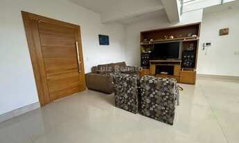 Imagem 3: Casa para aluguel, 3 quartos, ampla área no bairro Estoril