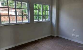 Imagem 6: Casa à venda 4 Quartos, 1 Vaga, 111M², Valparaíso, Petrópolis - RJ