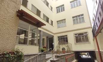 Imagem 2: Apartamento para venda tem 65 metros quadrados com 3 quartos em Alto - Teresópolis - RJ