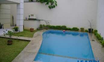 Imagem: SOBRADO - MORUMBI - SP