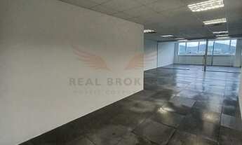 Imagem 4: Sala comercial para locação em Alphaville com infraestrutura pronta para ocupação imediata