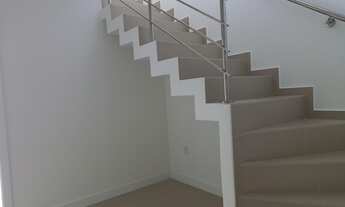 Imagem 4: Excente cobertura duplex a poucos metros do MAR