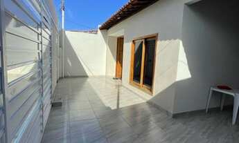 Imagem 2: Casa 3/4 sendo uma suíte com closet no castelo branco