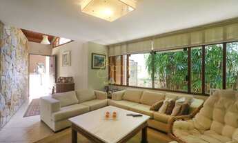 Imagem: Belíssimo sobrado, amplo e em ótima localização