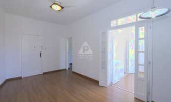 Imagem 4: Santa Teresa - Varanda, sala e quarto - 67 m²