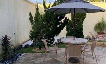 Imagem 2: Casa duplex em condomínio fechado com 2 dormitórios (2 suítes), escritório (1 banheiro), à