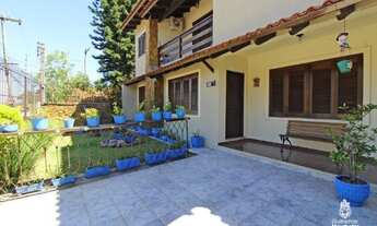 Imagem 2: Porto Alegre - Casa Padrão - Guarujá