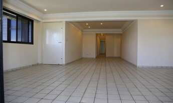 Imagem 4: Apartamento de 198 metros quadrados no bairro Ilha do Retiro com 4 quartos