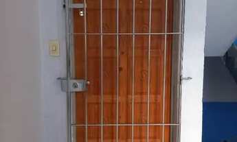 Imagem: Alugo apartamento com dois quartos, sala