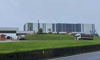 Imagem 3: Galpão Logístico em condomínio