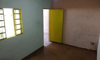 Imagem 5: Casa de frente de 2 quartos em Taguatinga norte