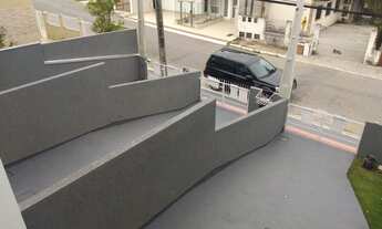 Imagem 6: Sobrado pronto para morar à venda no Bairro Areais em São José/SC