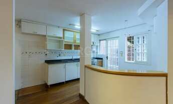 Imagem 5: Casa com 300m², 3 dormitórios, sendo 1 suite, 2 vagas - Bairro Espíirito Santo