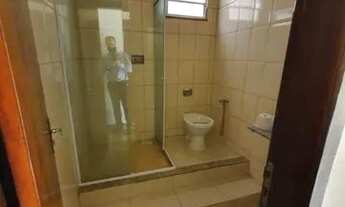 Imagem 4: Casa Grande com quinta e varanda! Rua tranquila