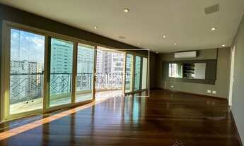 Imagem 1: Moema | 2 Suites