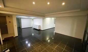 Imagem 4: Apartamento para aluguel possui 135 metros quadrados com 3 quartos em Graças - Recife - PE