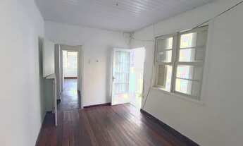 Imagem 4: Casa para Venda - 250m², 3 dormitórios, sendo 1 suites, 2 vagas - Petrópolis