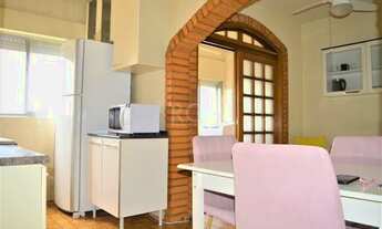 Imagem 6: Lindo apartamento 2 dormitórios, de frente, banheiro social com banheira, banheiro auxil