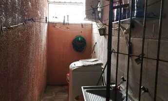 Imagem 1: Apartamento com dois quartos sendo um suite, wc,sala,cozinha,área de serviço, área privat