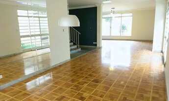 Imagem: Sobrado isolado. 04 dormitórios. 03 vagas