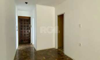 Imagem 7: Apartamento 2 dormitórios, com peças amplas e ensolarado no Centro Histórico