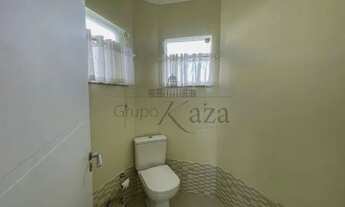 Imagem 4: Casa de condomínio para aluguel possui 400 metros quadrados com 3 quartos