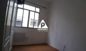 Imagem 5: Apartamento à venda, 2 quartos, 2 salas, cozinha, área, dependência, 2 banheiros, 75m², Bo