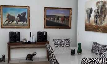 Imagem 2: Apartamento lindo nas Pitangueiras todo reformado, bem cuidado, 2 dormitórios