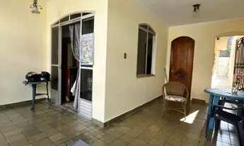 Imagem 3: Casa mobiliada no telégrafo em uma vila com Portao eletrônico