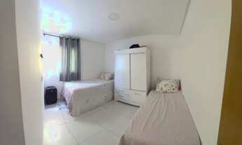 Imagem 7: Apartamento para aluguel possui 85 metros quadrados com 3 quartos, 50 metros do mar