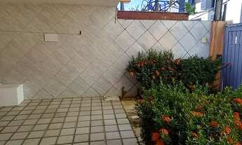 Imagem 4: Casa para venda tem 375 metros quadrados com 4 quartos em Tirol - Natal - RN