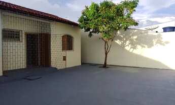 Imagem 7: Casa no Conjunto Versalles, no Bairro Planalto, ótima localização. Aceita Financiamento