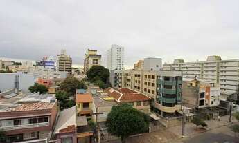 Imagem 5: Apartamento de três dormitórios, suíte e uma vaga de garagem no bairro Santana em Porto Al