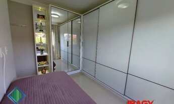 Imagem 6: Apartamento para venda possui 88 metros quadrados com 3 quartos em Pantanal - Florianópoli