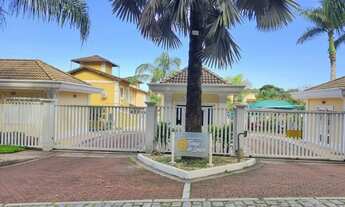 Imagem: Linda Casa Linear com Ampla Varanda e Jardim