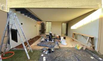 Imagem: Casa parque Brasília com garagem paralela