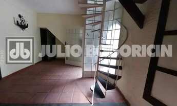 Imagem 2: E VENDA JULIO BOGORICIN IMÓVEIS - EXCELENTE CASA DUPLEX, COM 03 QUARTOS E 01 VAGA, MUITO A