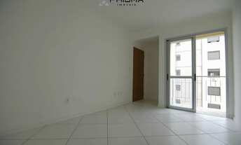 Imagem 2: 2 dormitórios no centro, sacada, cozinha separada