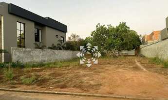 Imagem: Terreno à venda, 600 m² por R$ 570.000,00