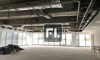 Imagem: Conjunto, 585 m² - venda por R$ 10.000.000,00