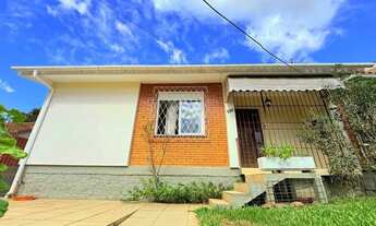 Imagem 2: Casa Térrea com 3 Dormitórios e 2 Vagas de Garagem