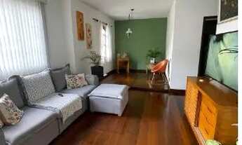 Imagem 6: Casa Petrópolis Mosela 4 quartos rua próxima a Igreja