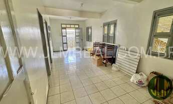 Imagem 2: VENDO CASA DUPLEX DE 230m² COM AMPLO QUINTAL, NO BAIRRO VILA UNIÃO