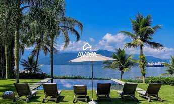 Imagem 2: Espetacular Casa pé na areia e deck para embarcação em Angra dos Reis