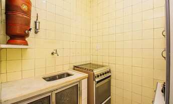 Imagem 4: Quarto e sala no Centro para venda