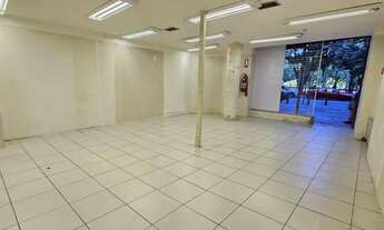 Imagem 5: BAIXO GLORIA - Lojão de frente para Rua