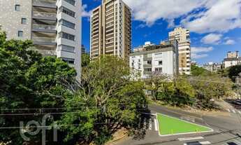 Imagem 4: Imóvel para venda possui 223 metros quadrados com 3 quartos em Petrópolis - Porto Alegre